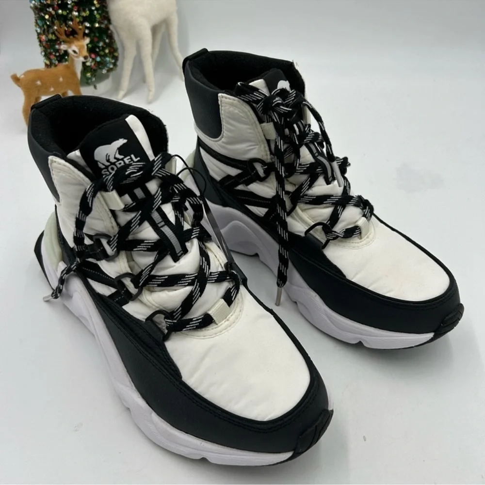 Sorel women’s lace
